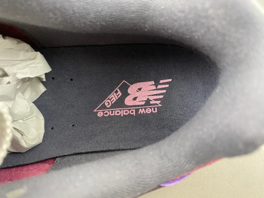 New Balance 2010 “Red Pink” — photo 12 of 17