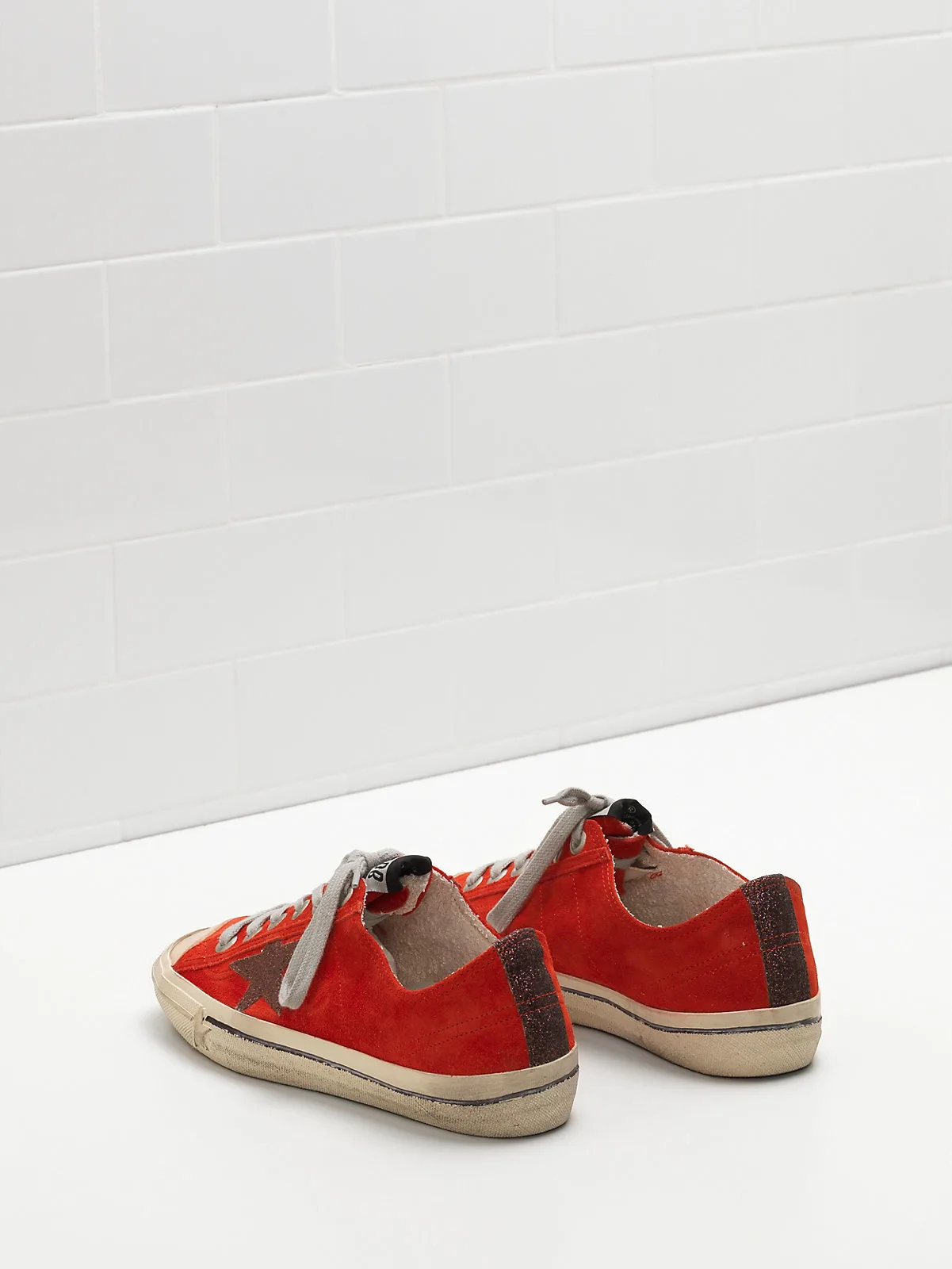 Golden Goose V-star 2 Sneakers G31ws639.n5 Calf Suede Upper S — photo 3 of 5