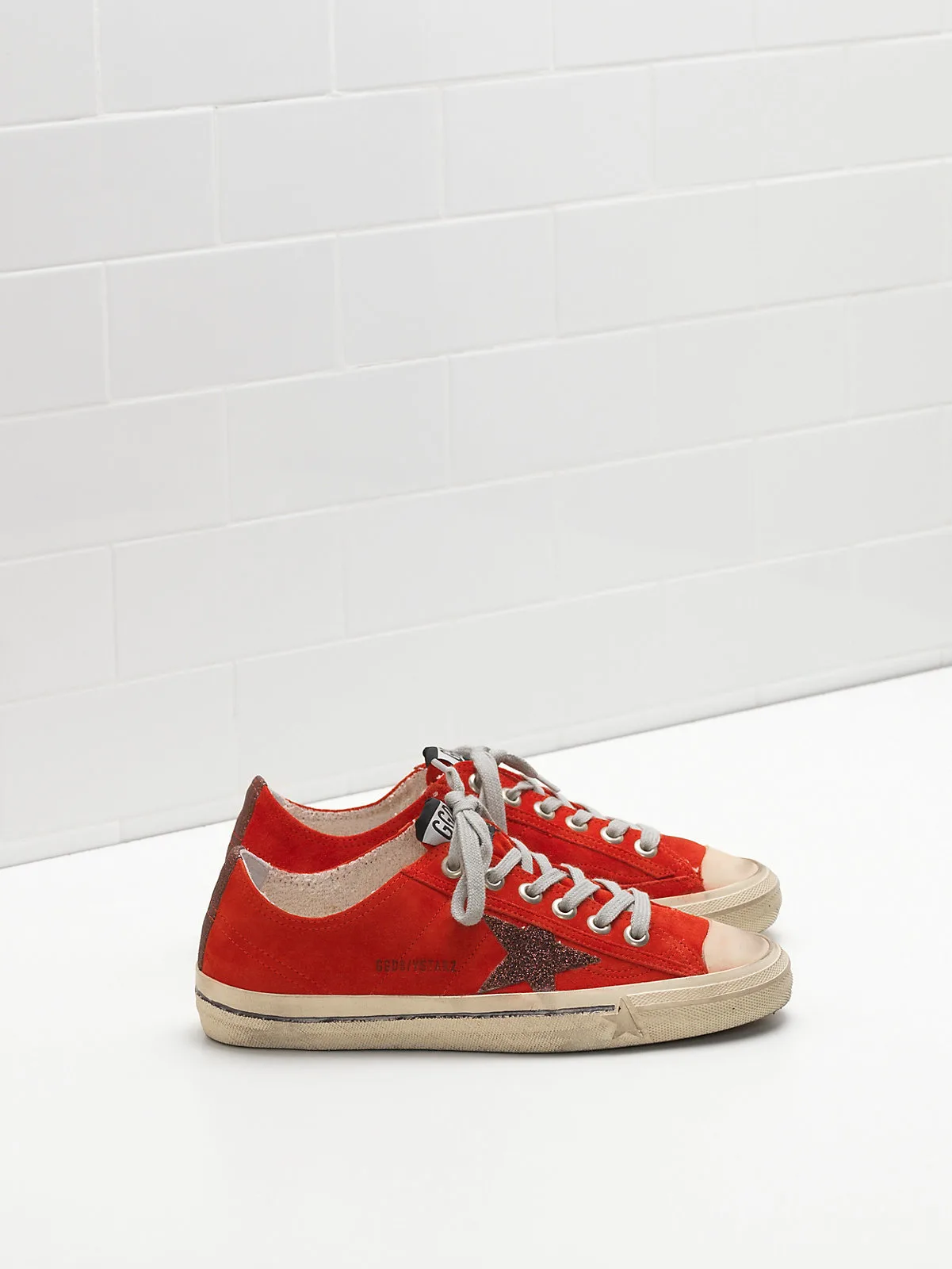 Golden Goose V-star 2 Sneakers G31ws639.n5 Calf Suede Upper S — photo 5 of 5