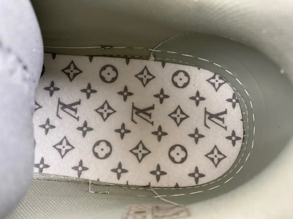 Louis Vuitton Trainer “Green” — photo 11 of 17