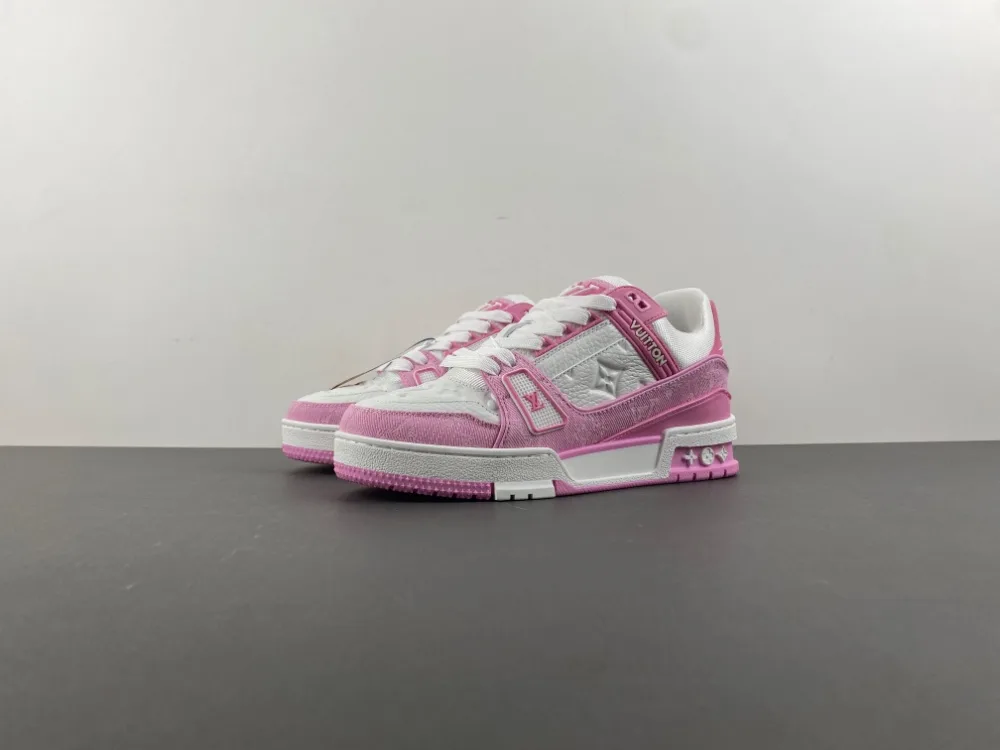 Louis Vuitton Trainer “Pink” — photo 1 of 17