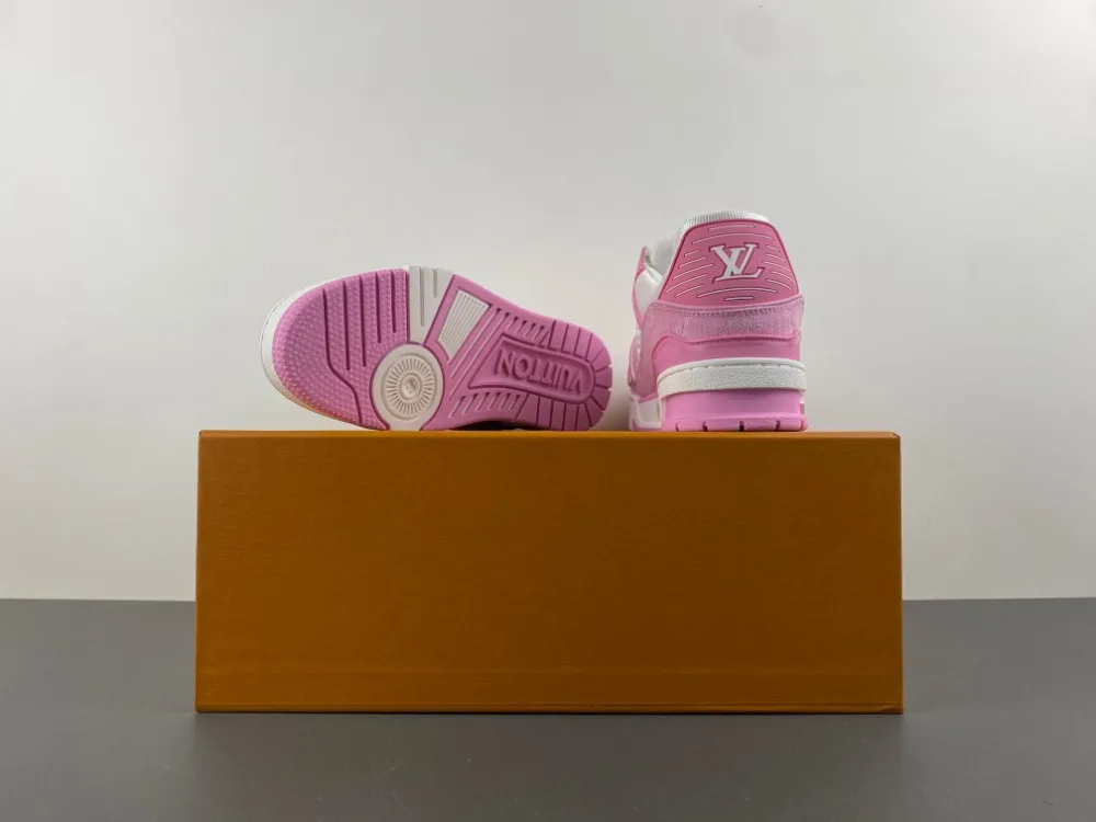 Louis Vuitton Trainer “Pink” — photo 14 of 17