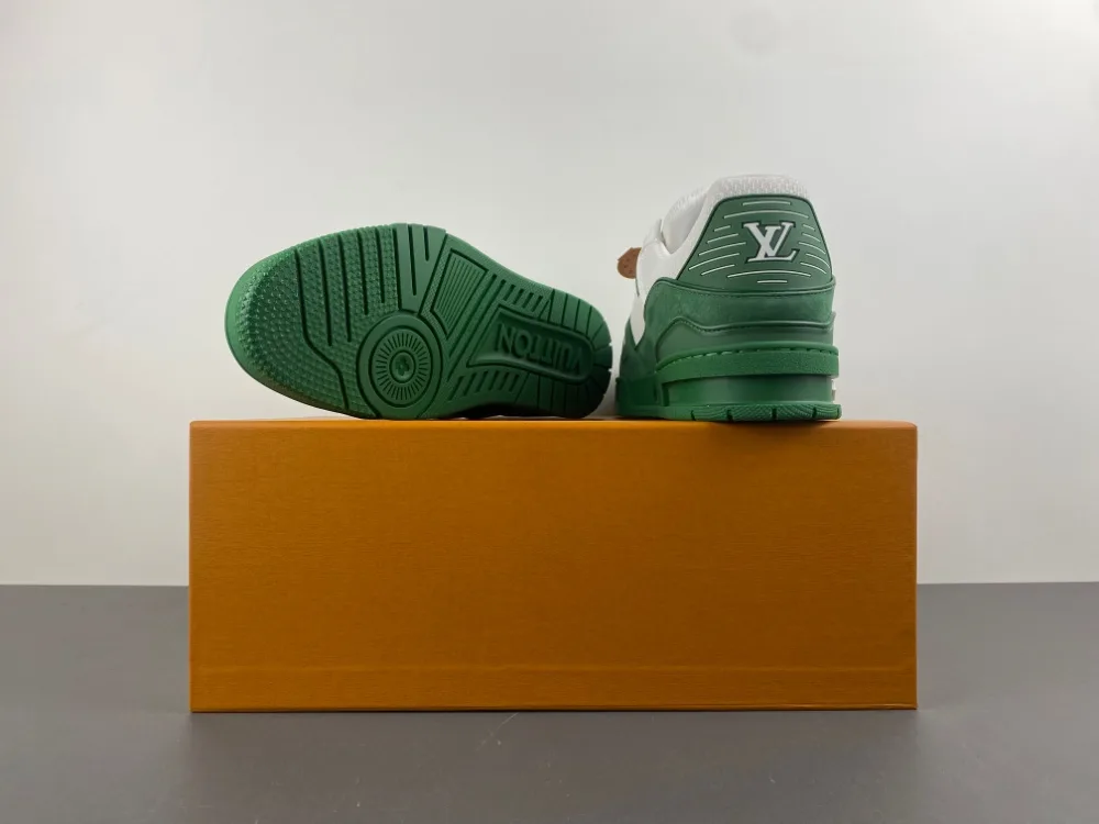 Louis Vuitton Trainer “White Green” — photo 15 of 17