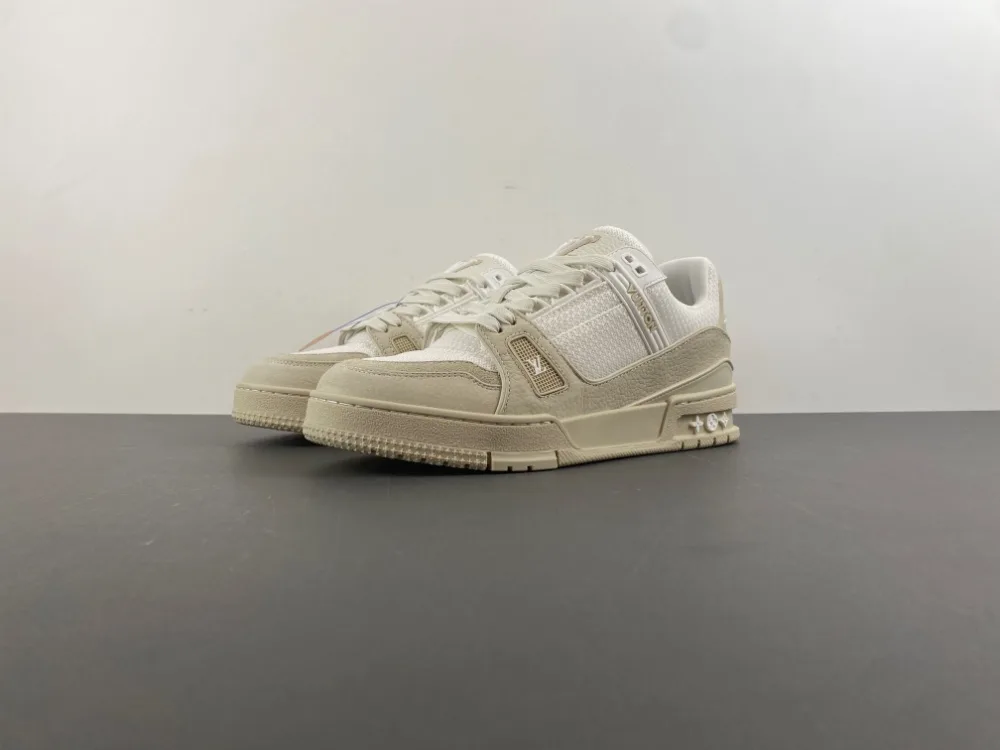 Louis Vuitton Trainer “White Milk Tea” — photo 1 of 17