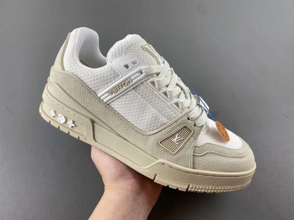 Louis Vuitton Trainer “White Milk Tea” — photo 3 of 17
