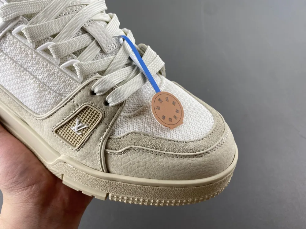 Louis Vuitton Trainer “White Milk Tea” — photo 12 of 17