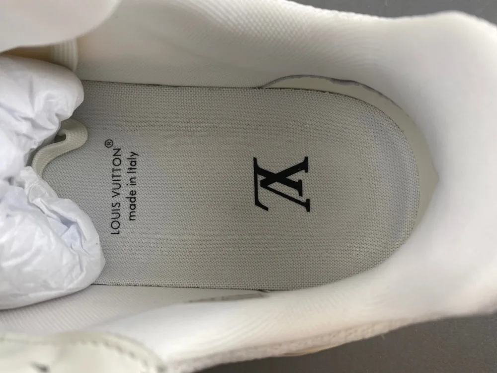 Louis Vuitton Trainer “White Milk Tea” — photo 14 of 17