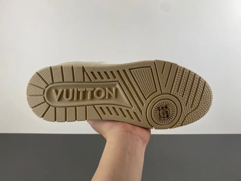 Louis Vuitton Trainer “White Milk Tea” — photo 16 of 17