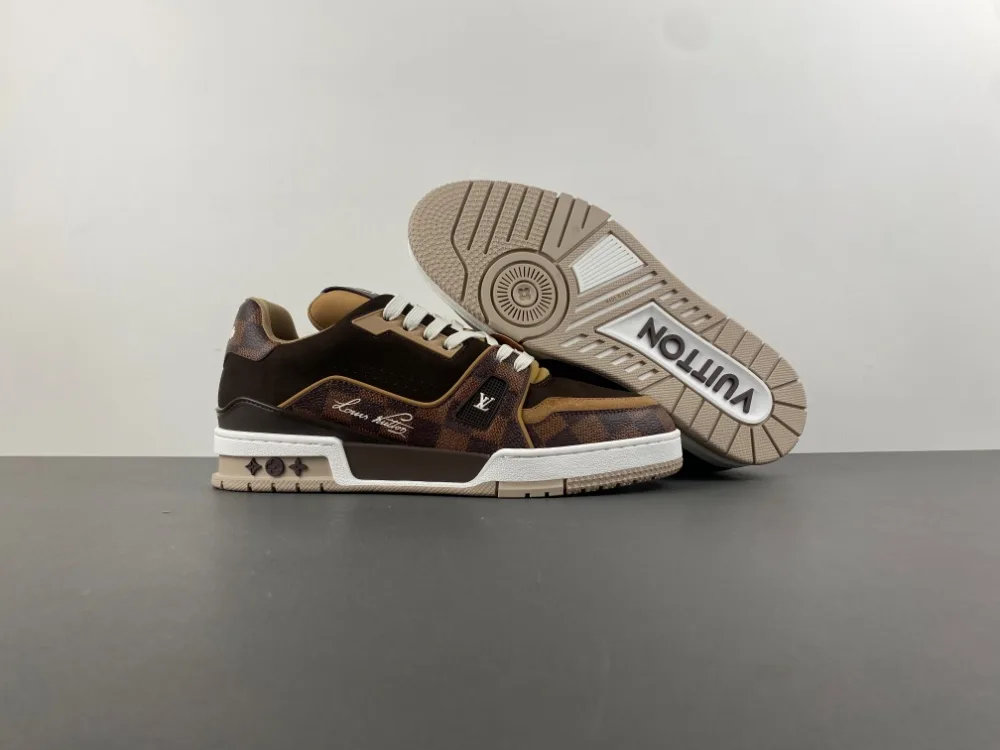 Louis Vuitton Trainer “Black White” — photo 3 of 17