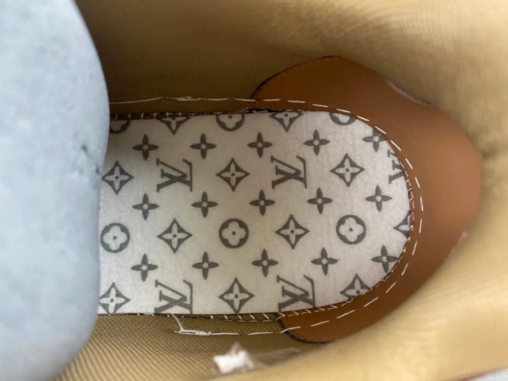 Louis Vuitton Trainer “Black White” — photo 11 of 17
