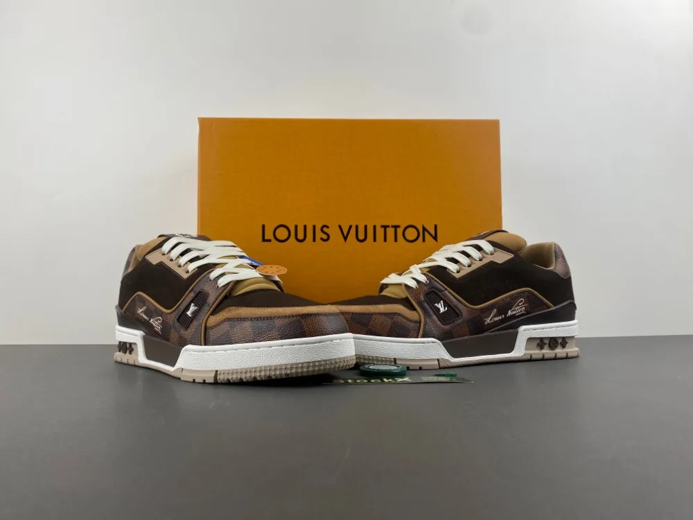 Louis Vuitton Trainer “Black White” — photo 13 of 17