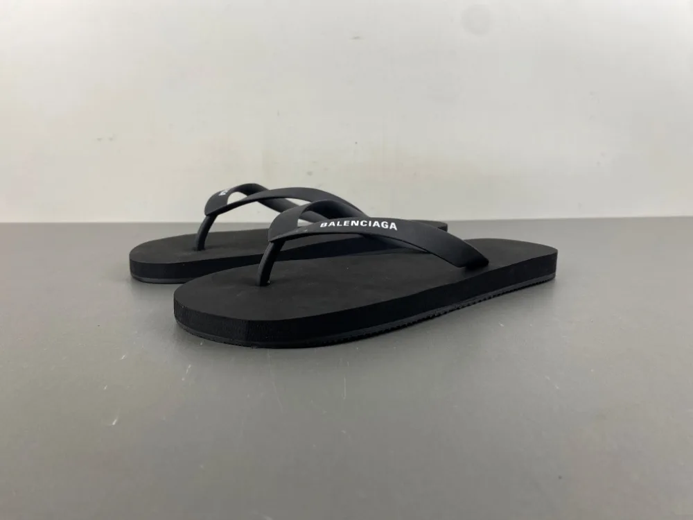 Balenciaga Flip-flops “Black Grey” — photo 1 of 19