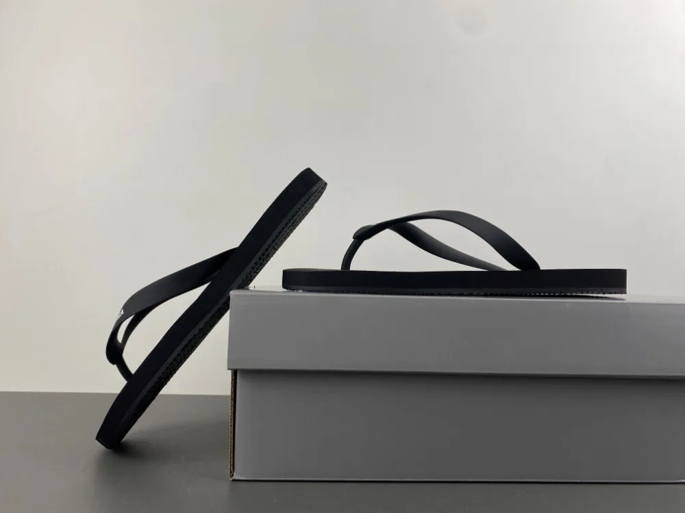 Balenciaga Flip-flops “Black Grey” — photo 4 of 19