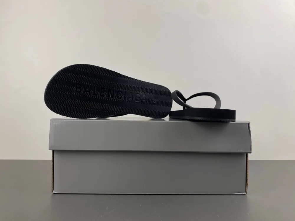 Balenciaga Flip-flops “Black Grey” — photo 5 of 19