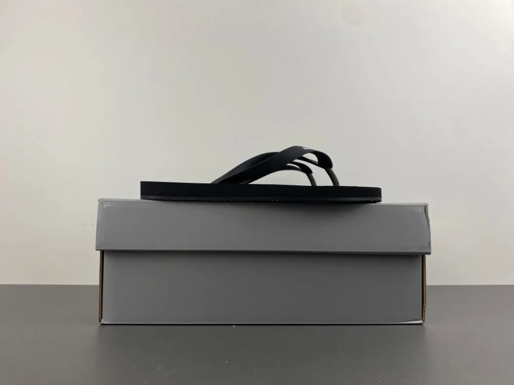 Balenciaga Flip-flops “Black Grey” — photo 6 of 19