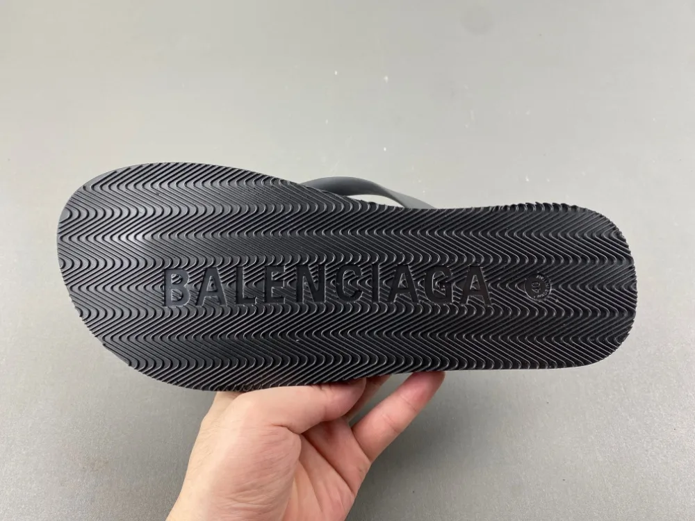 Balenciaga Flip-flops “Black Grey” — photo 8 of 19
