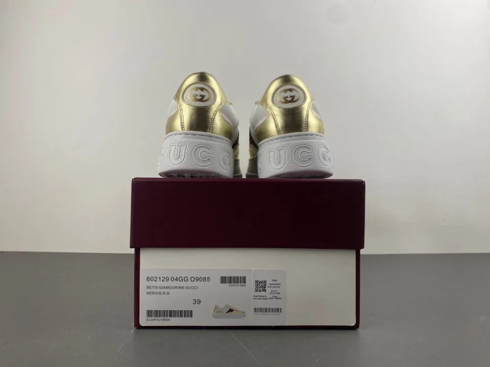 Gucci “White Gold Green Red” — photo 17 of 17