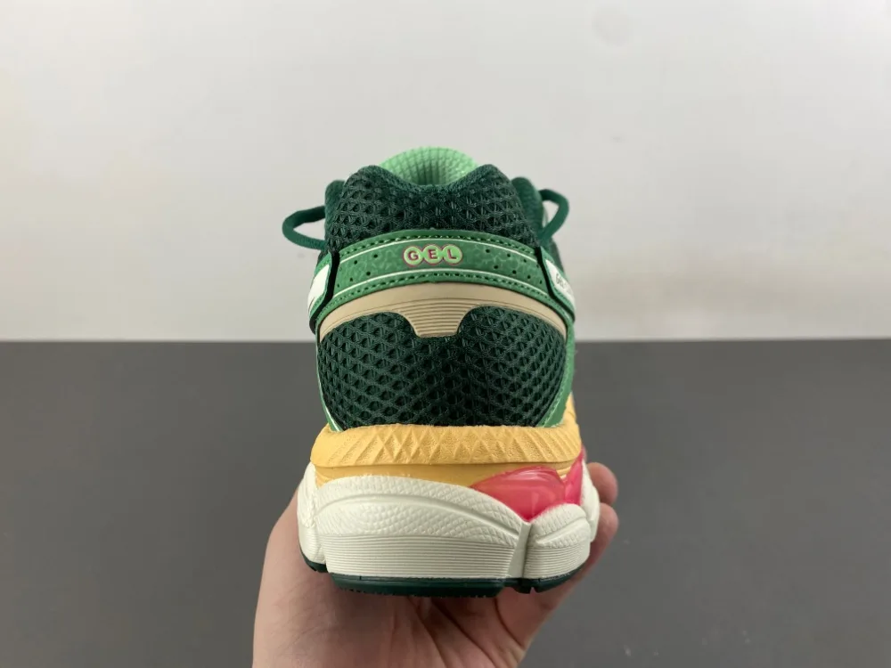 Asics Gel Cumulus 16 “Green Cream Ivory” — photo 11 of 34