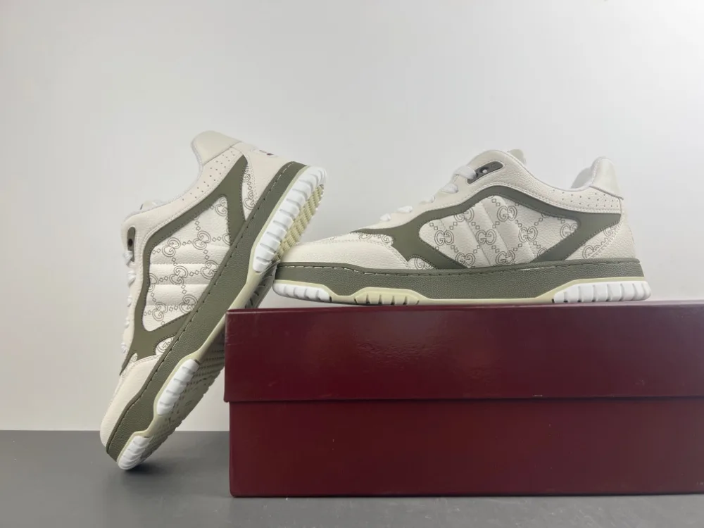 Gucci Re-wed “White Green” — photo 14 of 17