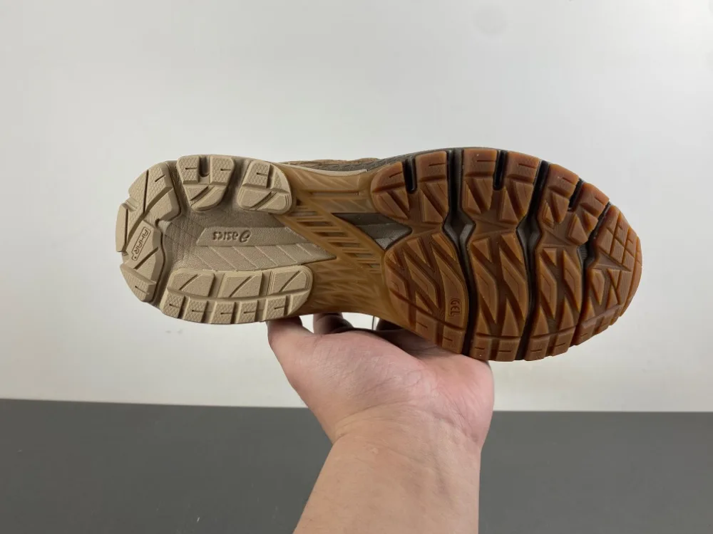 Asics Nonnative x Gel Terrain Gore-tex “Brown” — photo 12 of 17