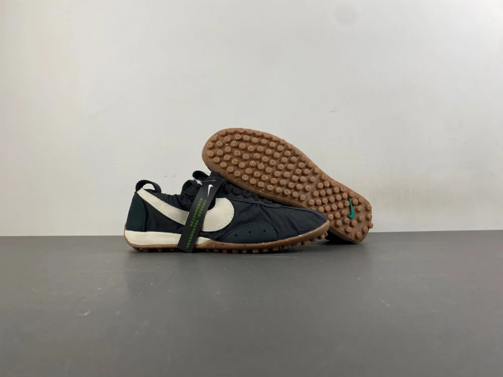 Nike Jacquemus x Jacumoon Shoe “Full Black White” — photo 1 of 17