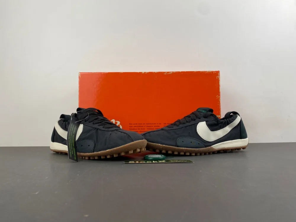 Nike Jacquemus x Jacumoon Shoe “Full Black White” — photo 5 of 17