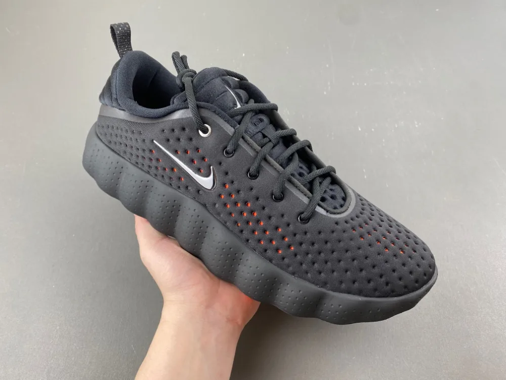 Nike Mind 002 “Full Black” — photo 5 of 16