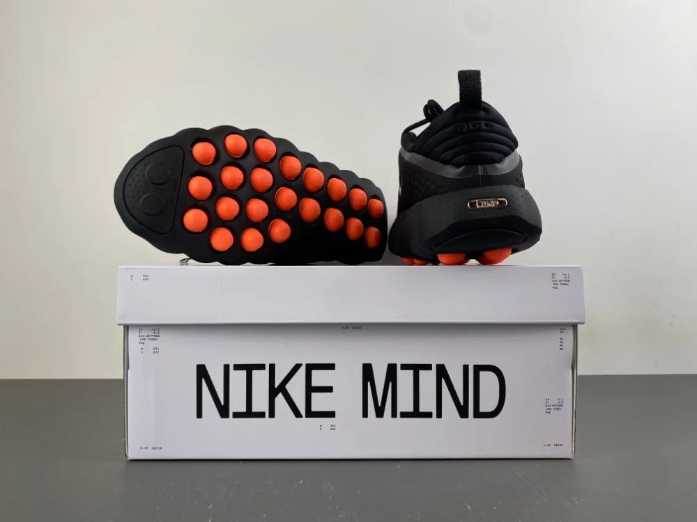Nike Mind 002 “Full Black” — photo 13 of 16