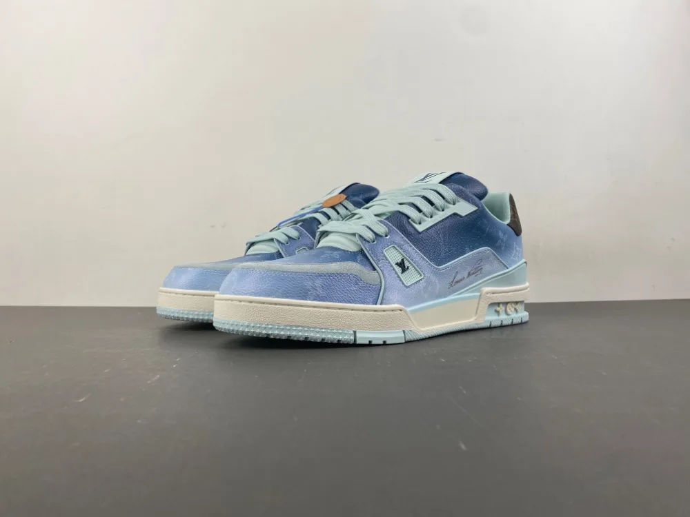 Louis Vuitton Trainer “Blue” — photo 1 of 17