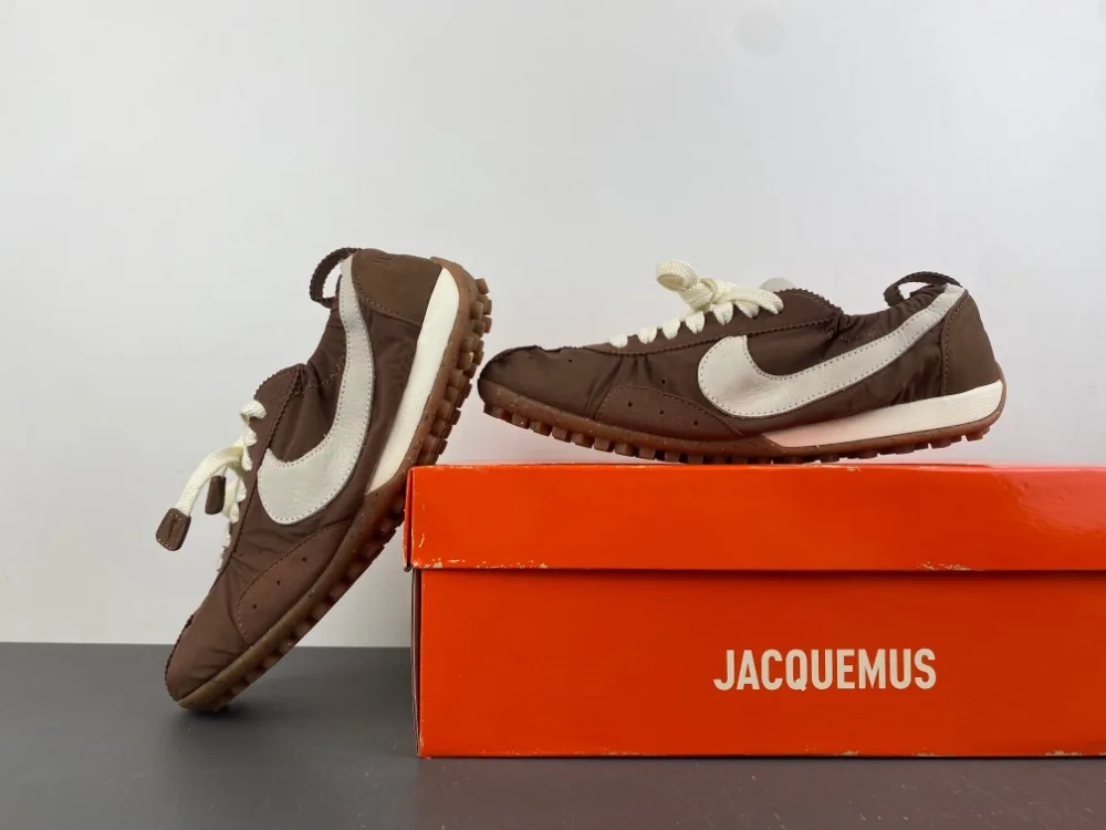 Nike Wmns x Jacquemus Moon SP “Fauna Brown” — photo 5 of 16