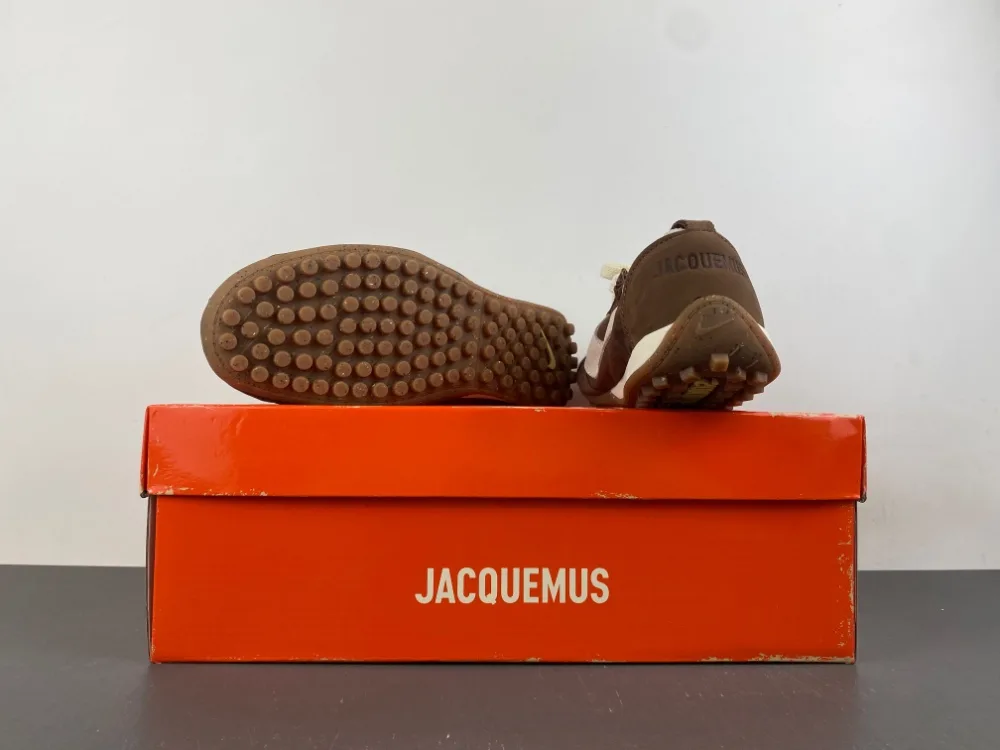 Nike Wmns x Jacquemus Moon SP “Fauna Brown” — photo 6 of 16