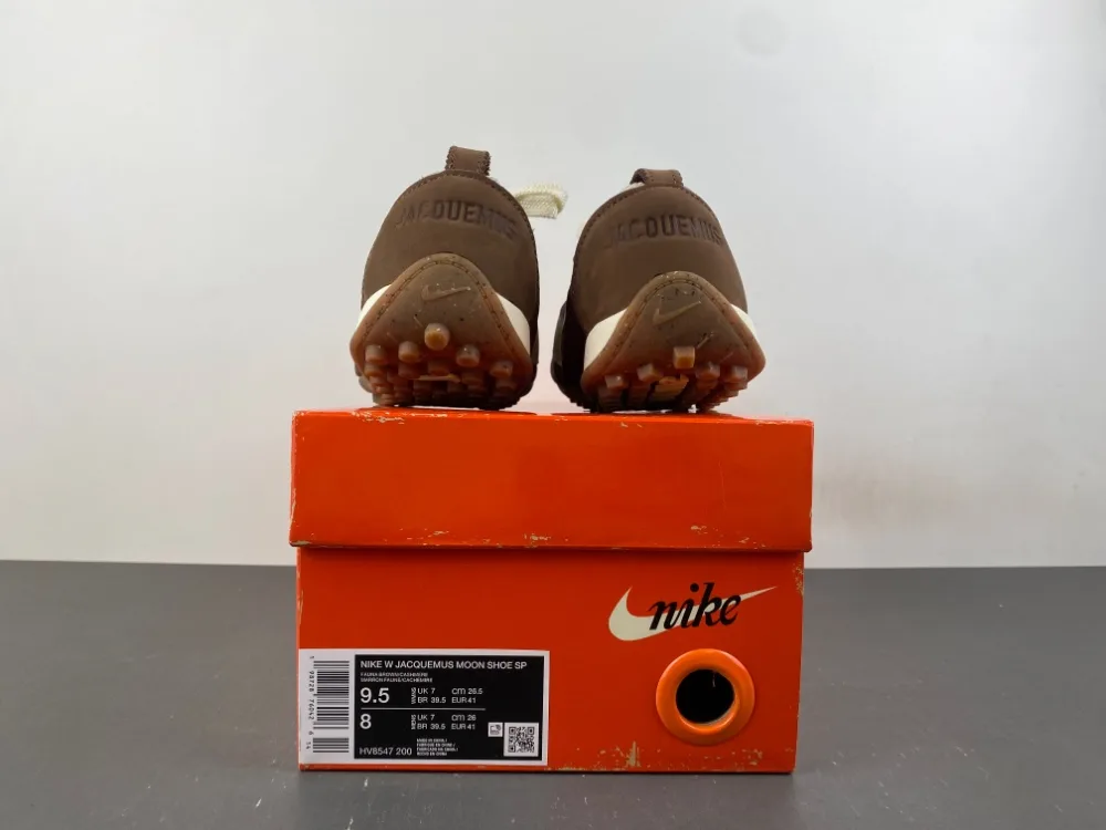 Nike Wmns x Jacquemus Moon SP “Fauna Brown” — photo 8 of 16