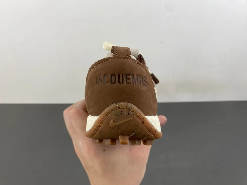 Nike Wmns x Jacquemus Moon SP “Fauna Brown” — photo 9 of 16