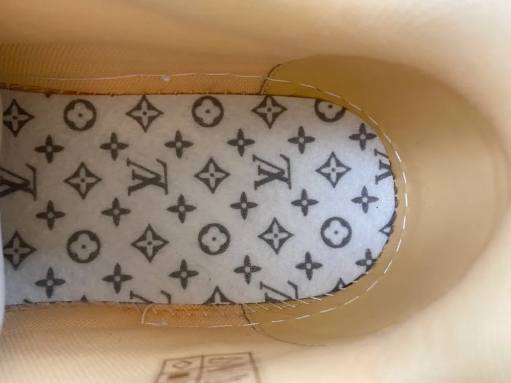 Louis Vuitton Trainer “Red” — photo 11 of 18