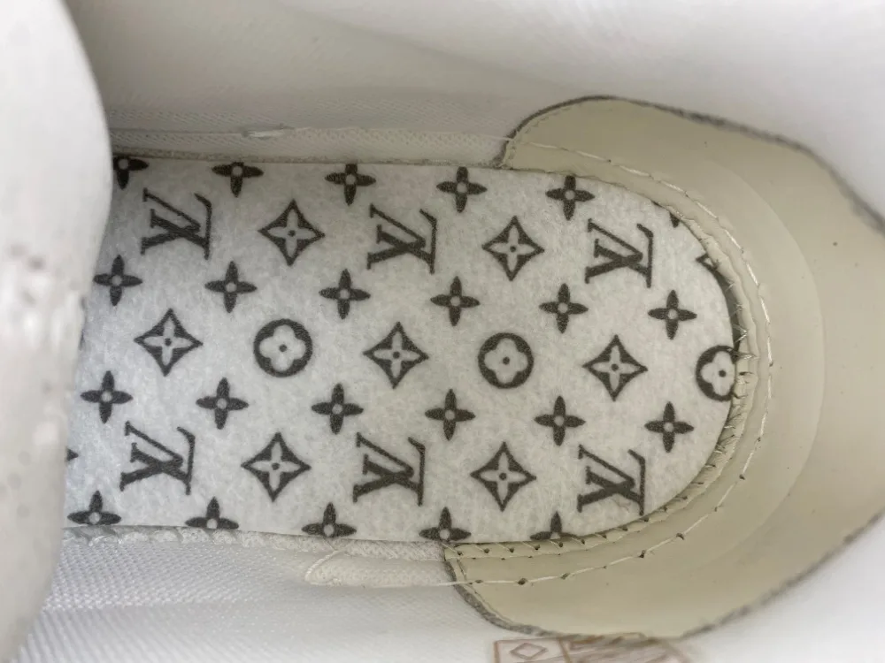 Louis Vuitton Trainer “Full White Purple Grey” — photo 11 of 17