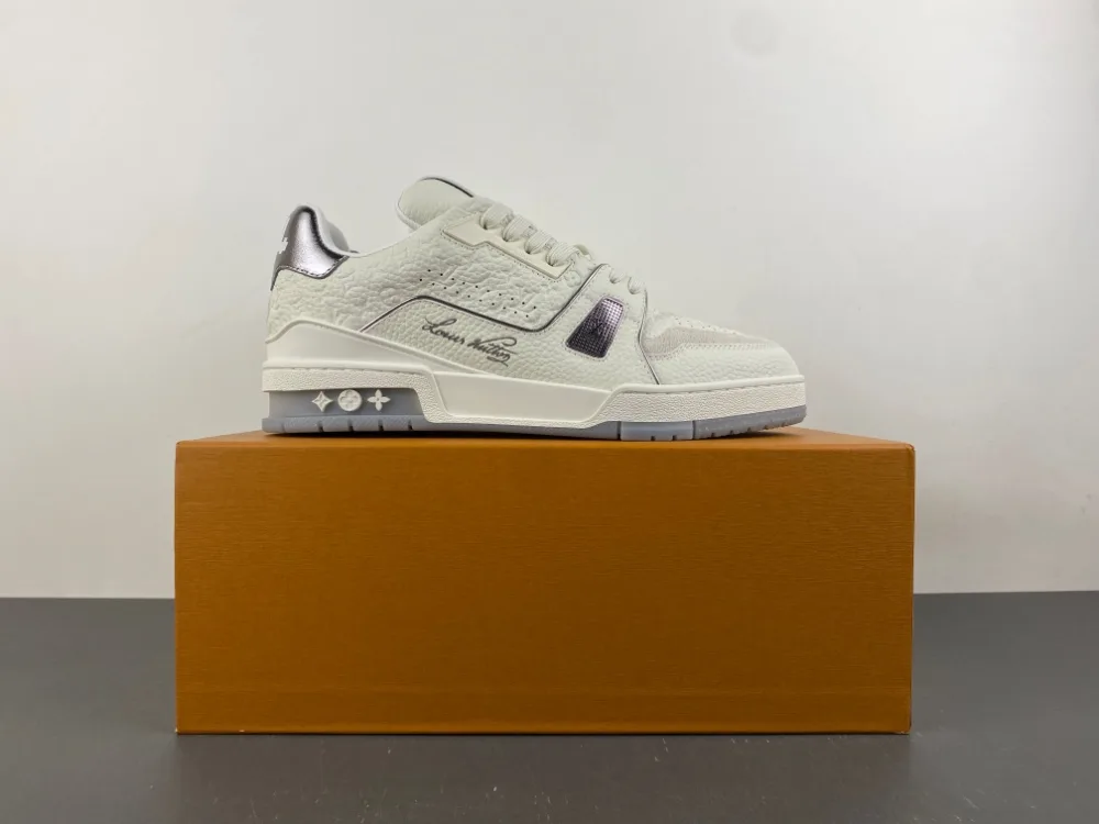 Louis Vuitton Trainer “Full White Purple Grey” — photo 16 of 17