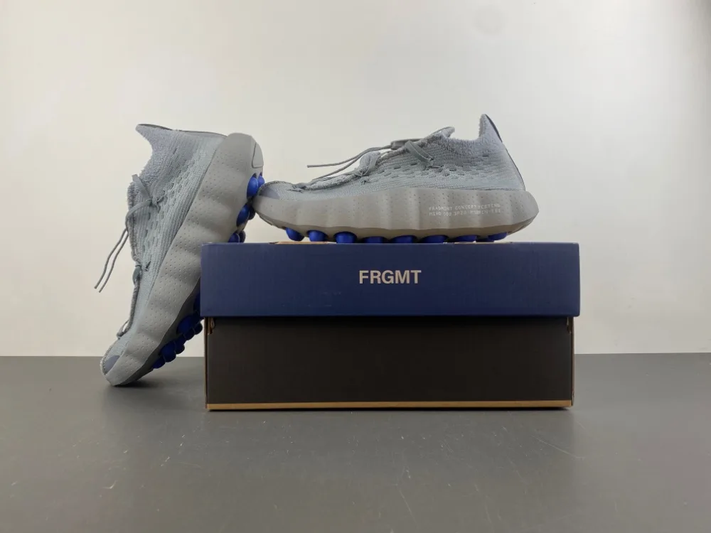 Nike Fragment Design x Mind 002 Flyknit “Particle Grey” — photo 16 of 16