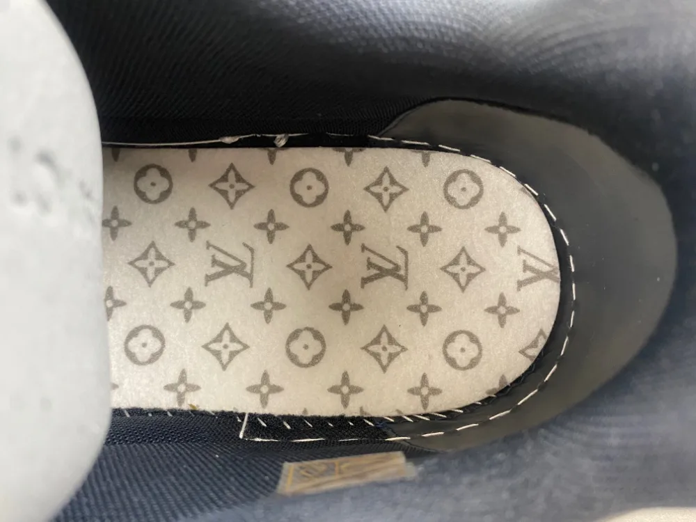 Louis Vuitton Trainer “Dark Blue White” — photo 16 of 17