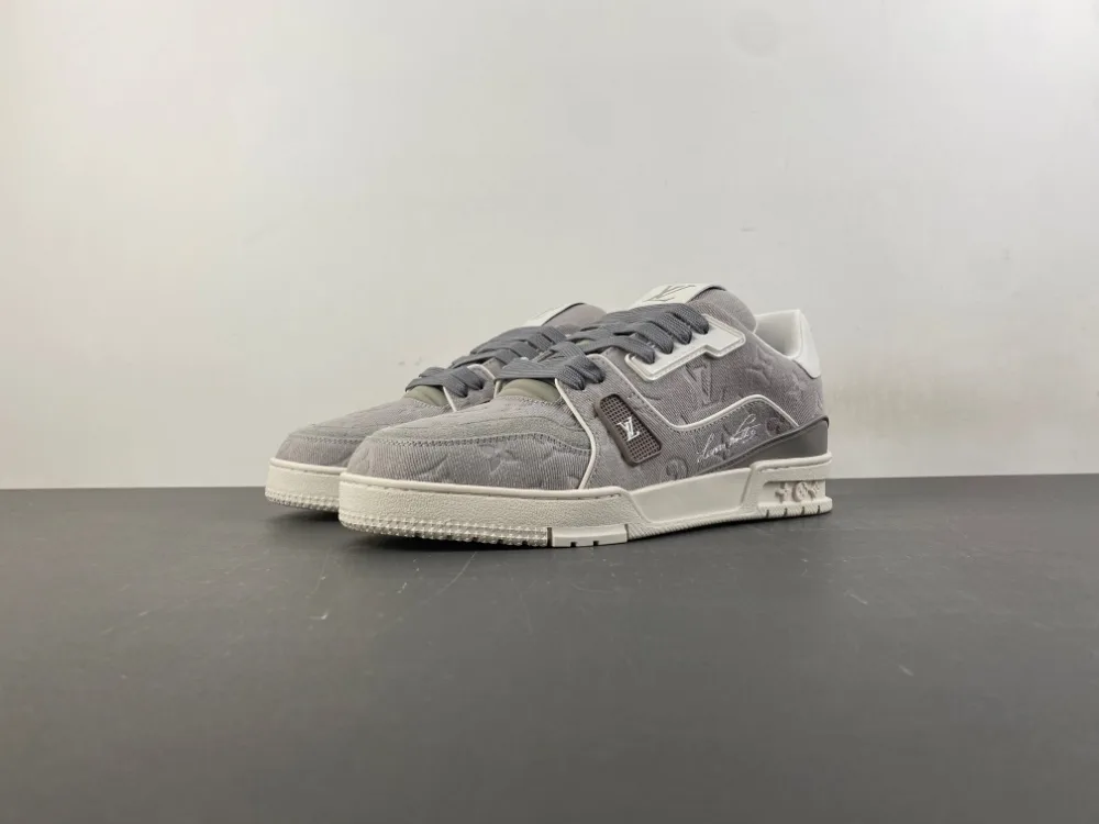 Louis Vuitton Trainer “Dark Grey” — photo 1 of 17