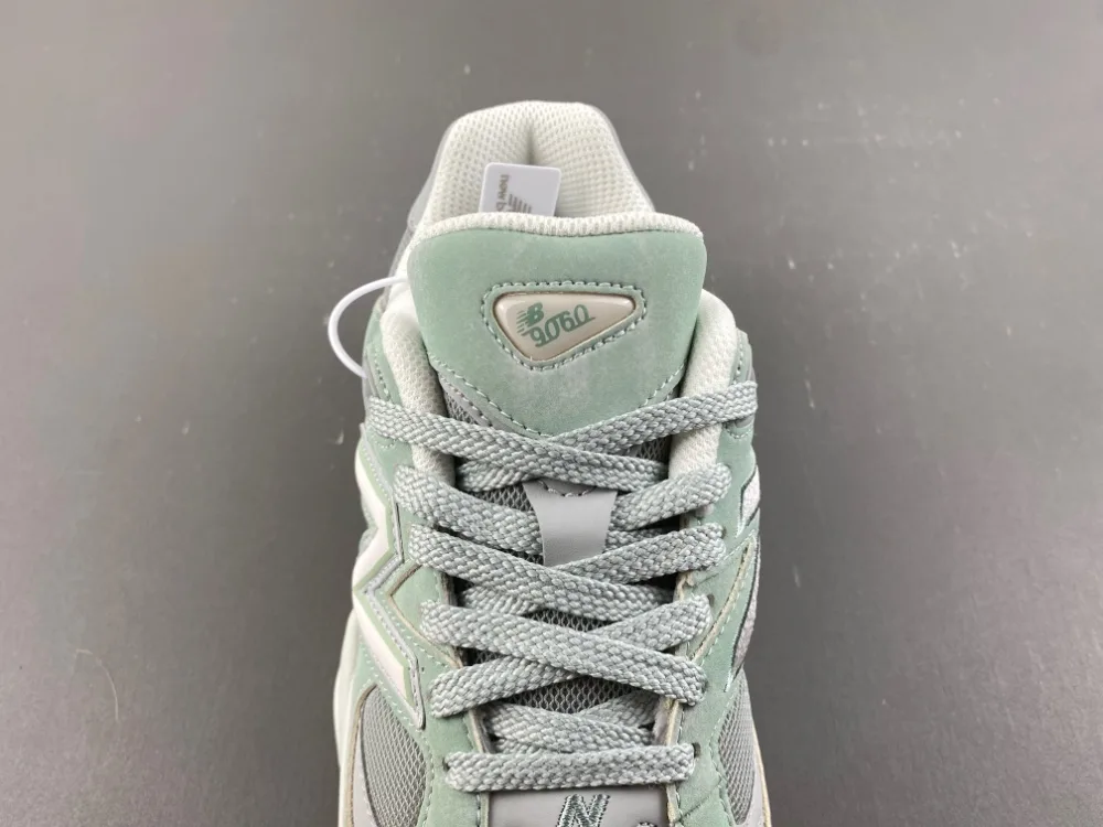 New Balance “Light Green Grey” — photo 13 of 17