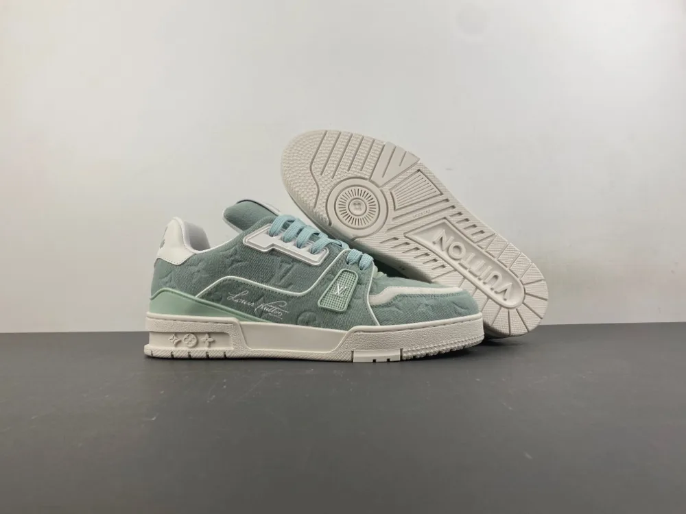 Louis Vuitton Trainer “Light Green White” — photo 3 of 17
