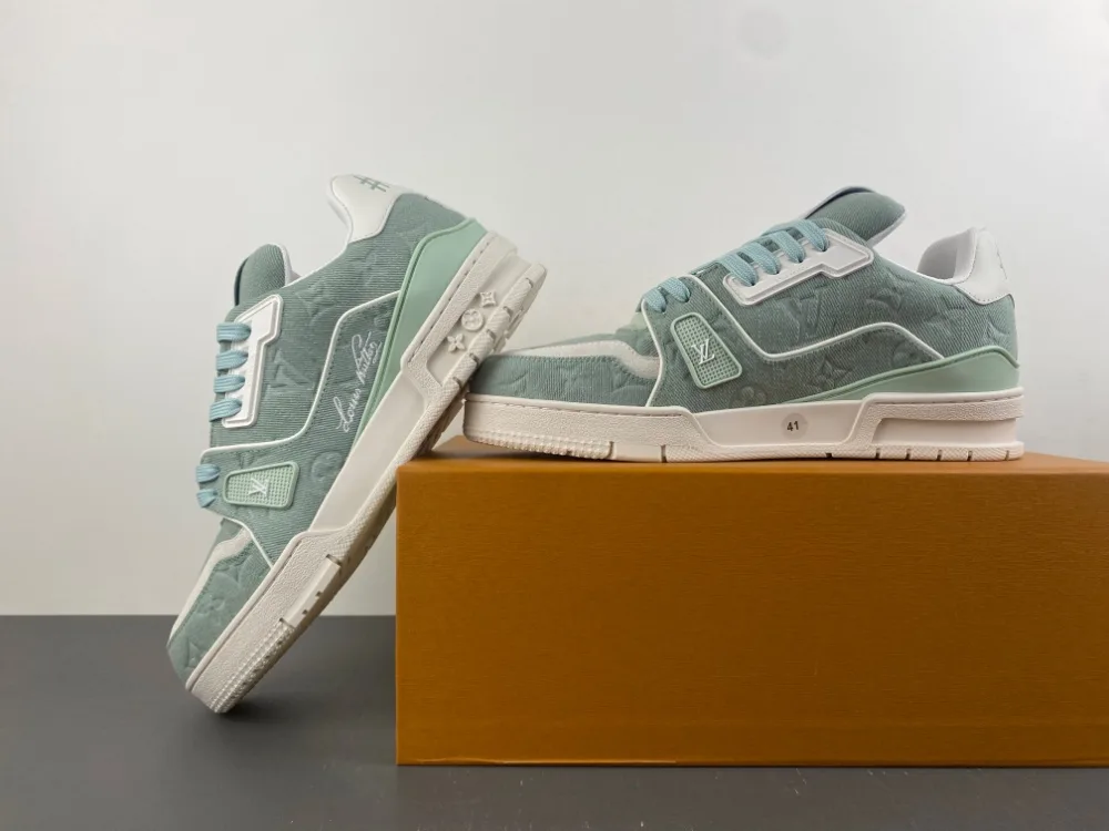 Louis Vuitton Trainer “Light Green White” — photo 5 of 17