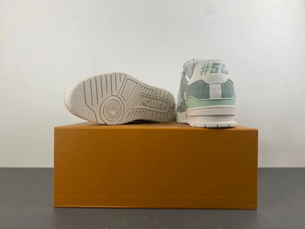 Louis Vuitton Trainer “Light Green White” — photo 6 of 17