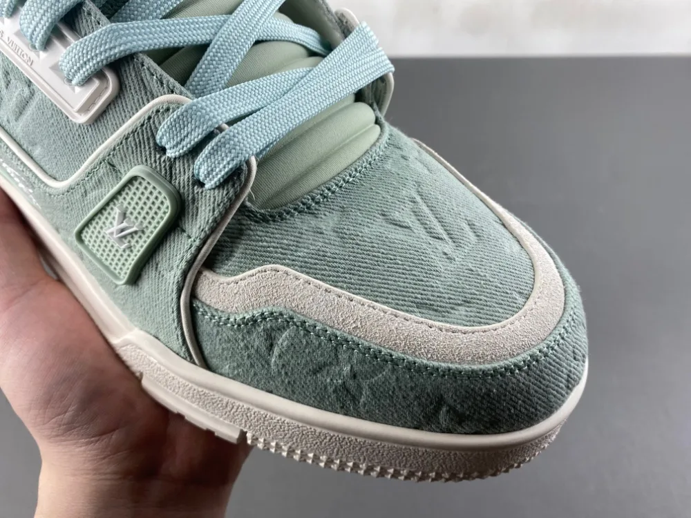 Louis Vuitton Trainer “Light Green White” — photo 10 of 17