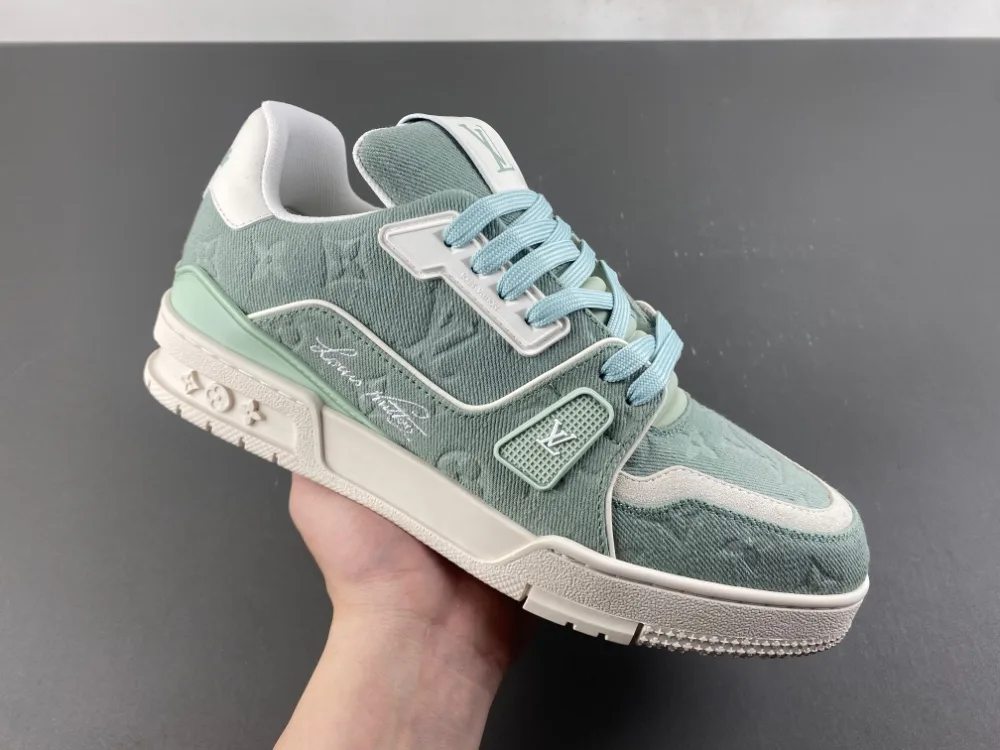 Louis Vuitton Trainer “Light Green White” — photo 11 of 17