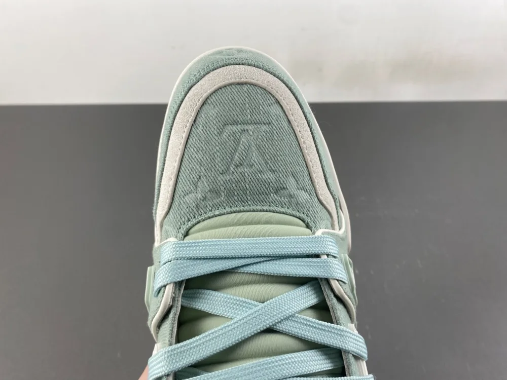 Louis Vuitton Trainer “Light Green White” — photo 14 of 17