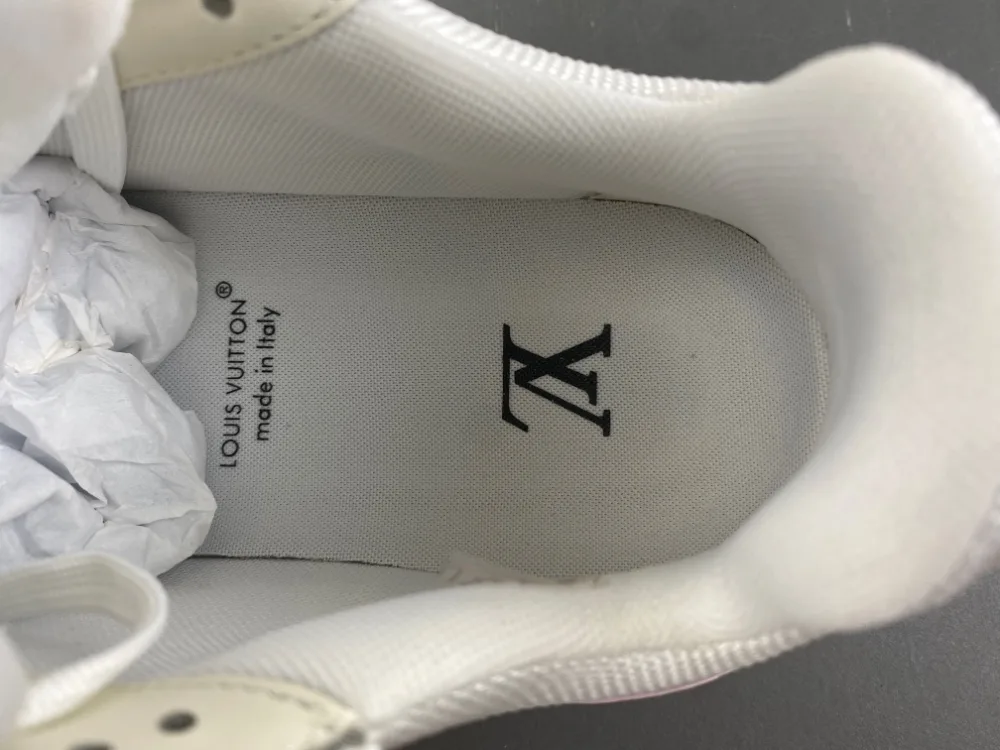 Louis Vuitton Trainer “Pink White” — photo 11 of 17