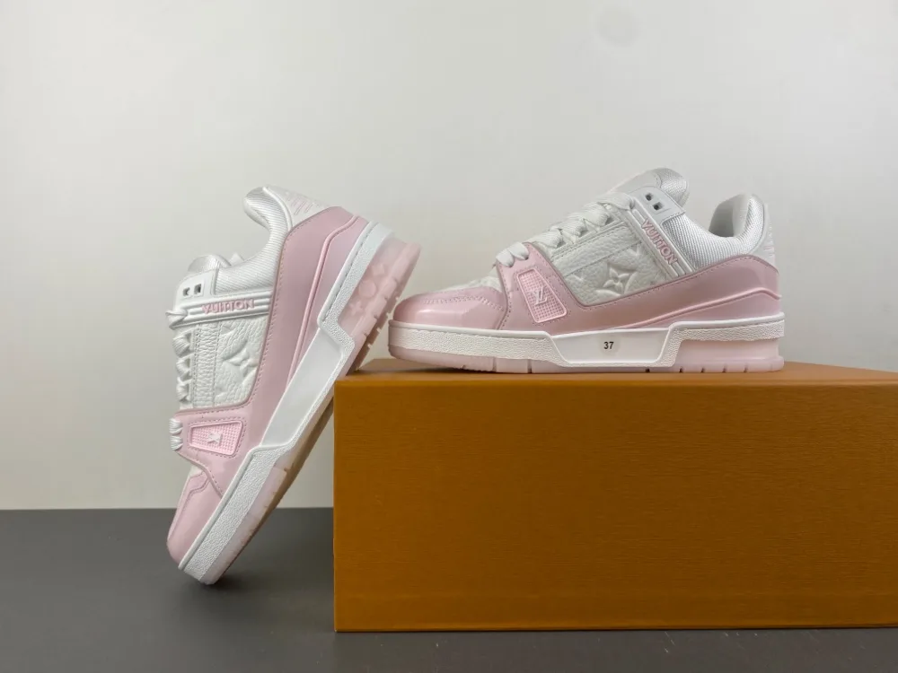 Louis Vuitton Trainer “Pink White” — photo 13 of 17