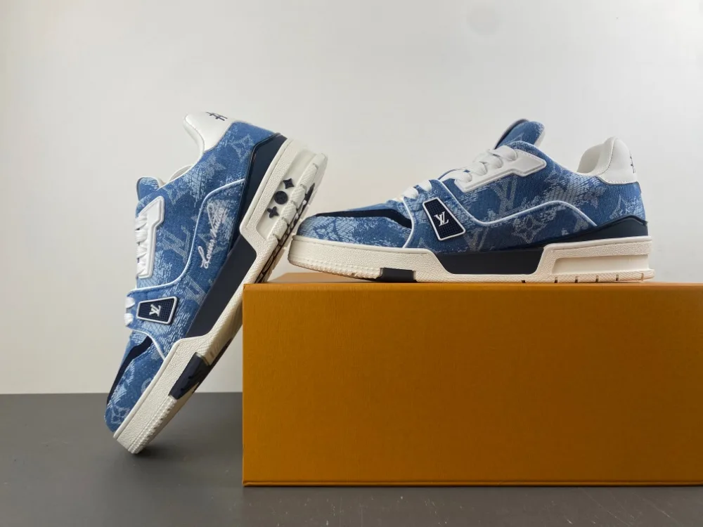 Louis Vuitton Trainer “Blue Dark Denim” — photo 13 of 17