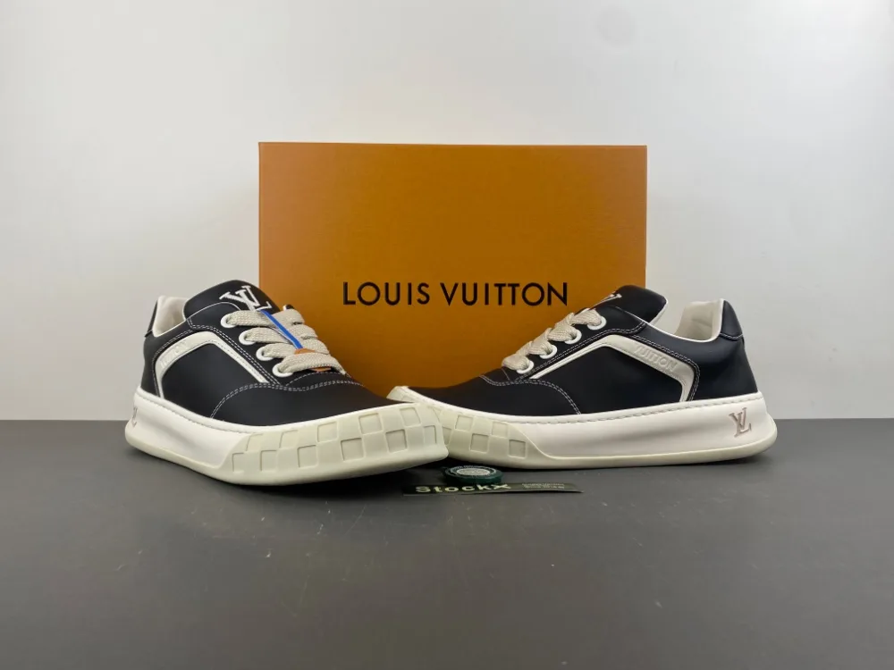 Louis Vuitton Trainer Sneaker Low “Black White” — photo 6 of 17